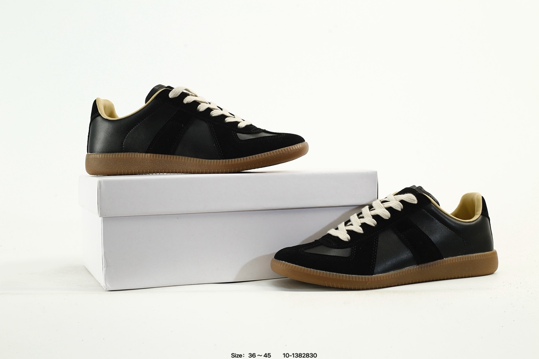 Maison Margiela Replica Low Sneakers Black