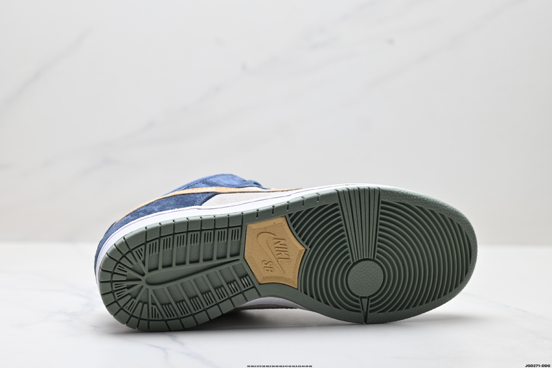 Nike SB Dunk Low Pro Suede Navy