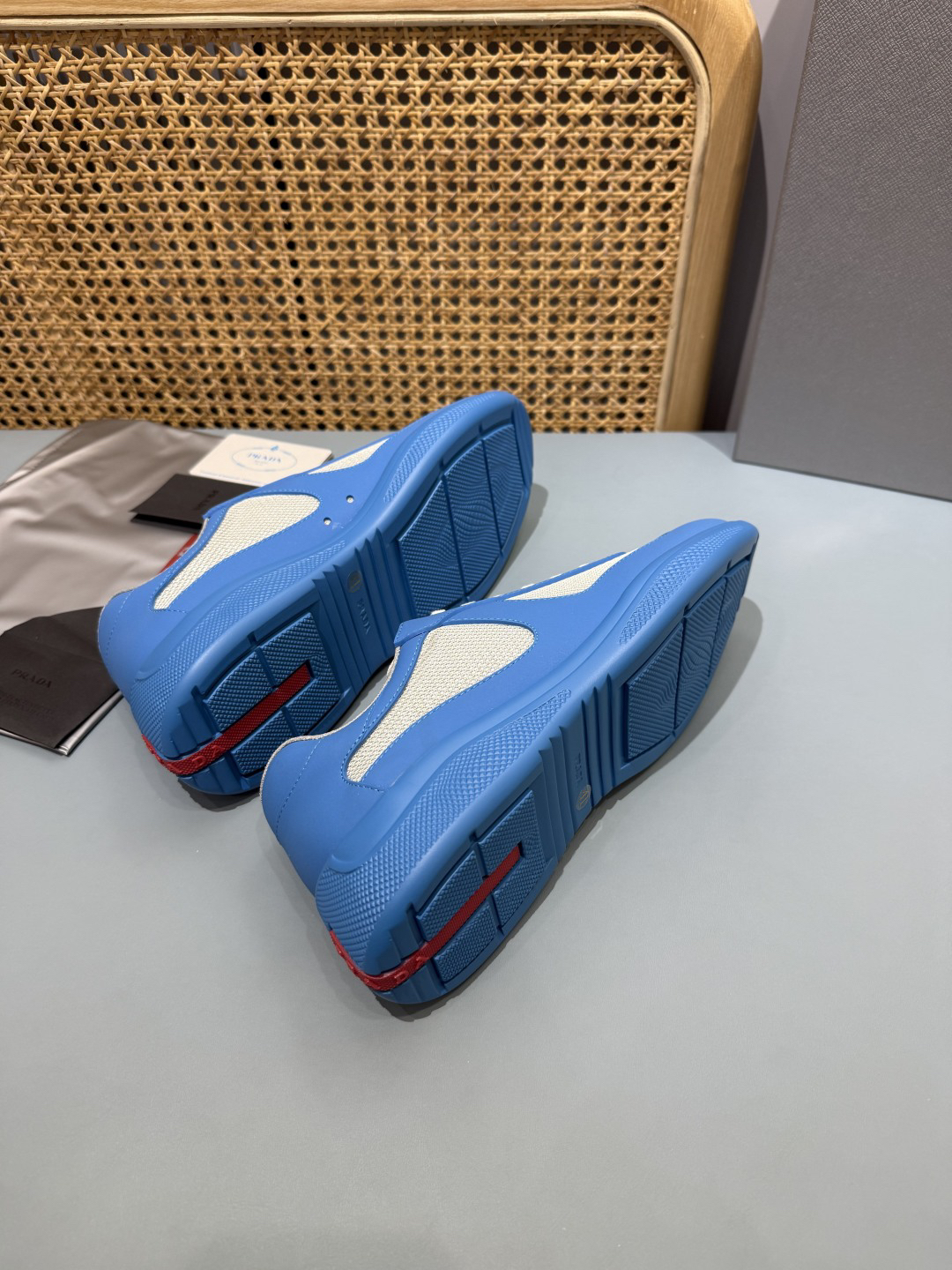 Prada Americas Cup Sneakers Klein Blue