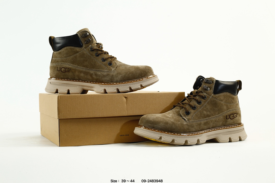 UGG Suede Platform Winter Boots Olive
