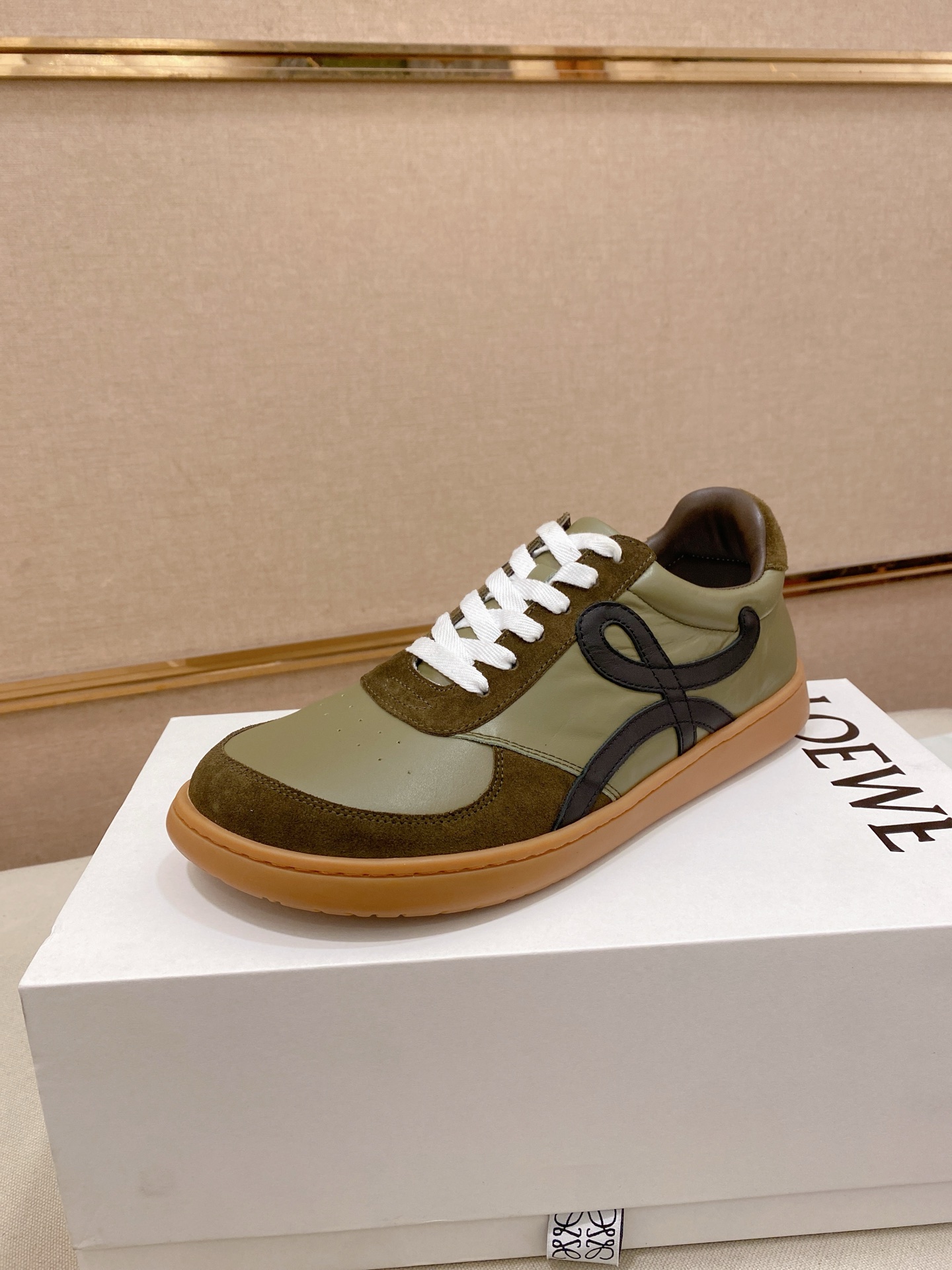 Loewe Leather Low-Top Trainers Green