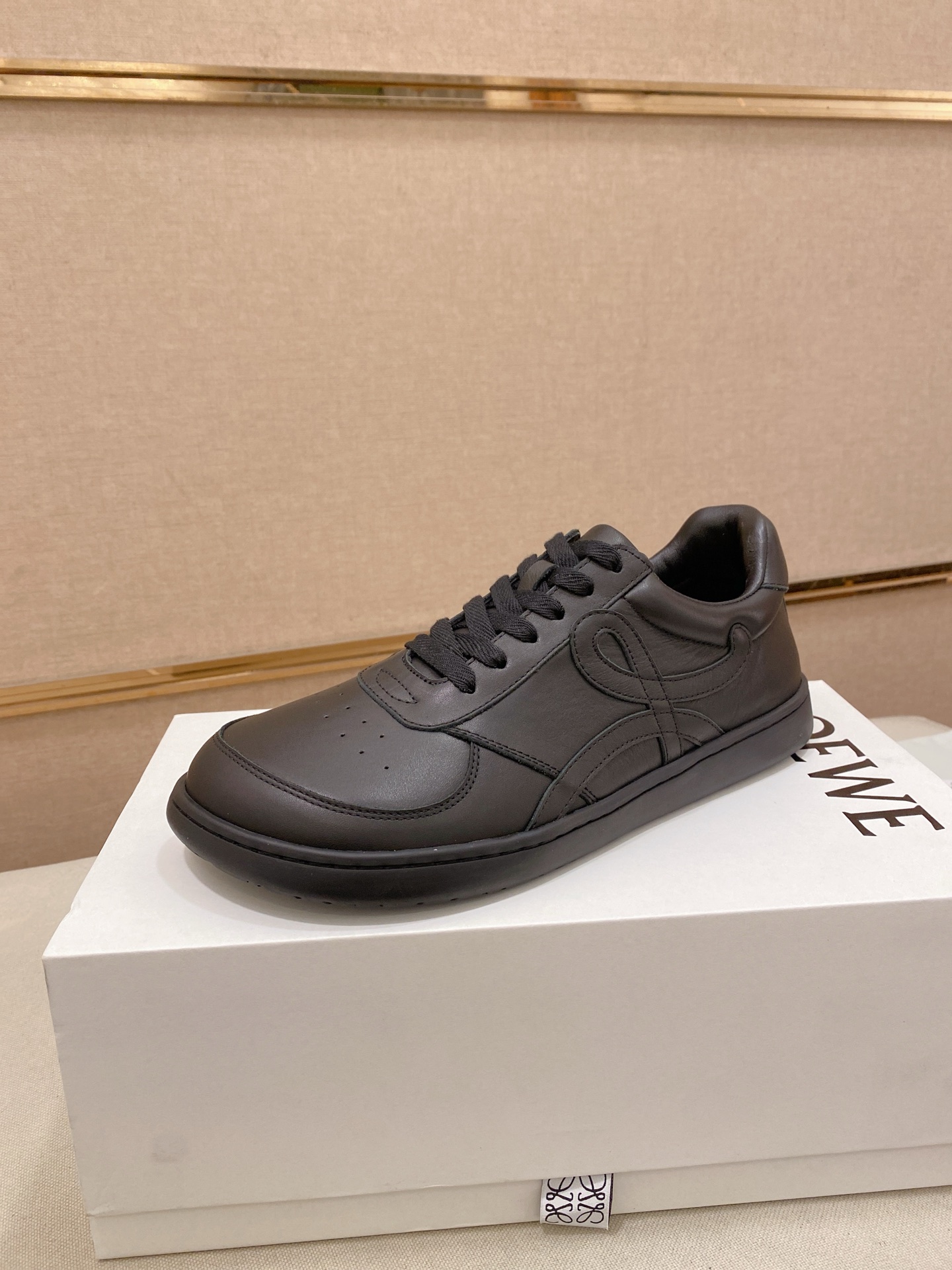 Loewe Classic Leather Trainer Sneakers Black