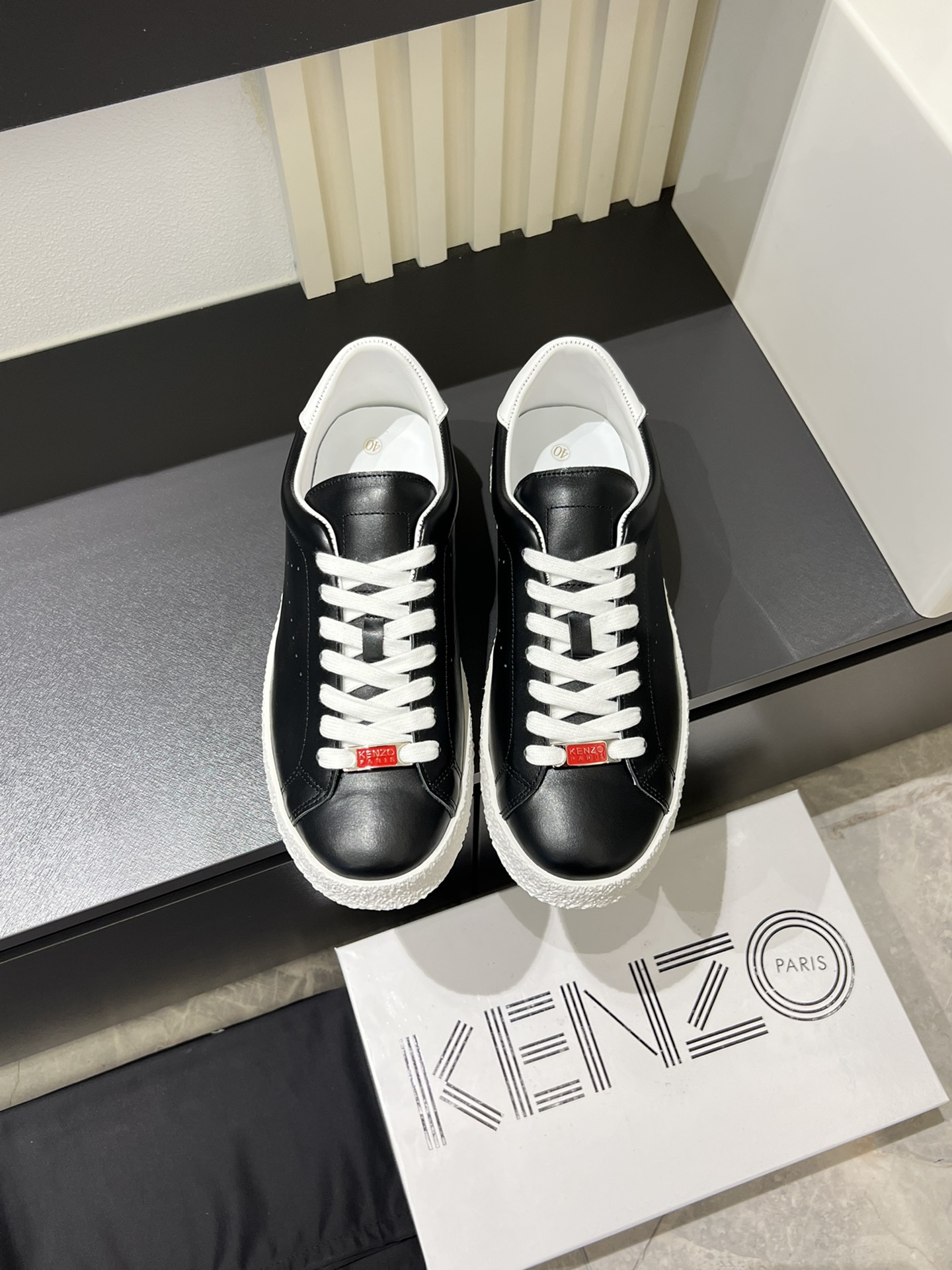 Kenzo Leather Low-Top Sneakers Black