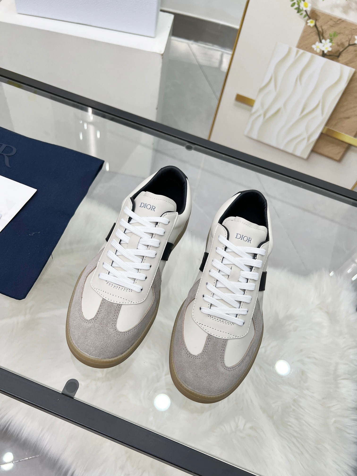 Dior B01 Low-Top Sneakers White