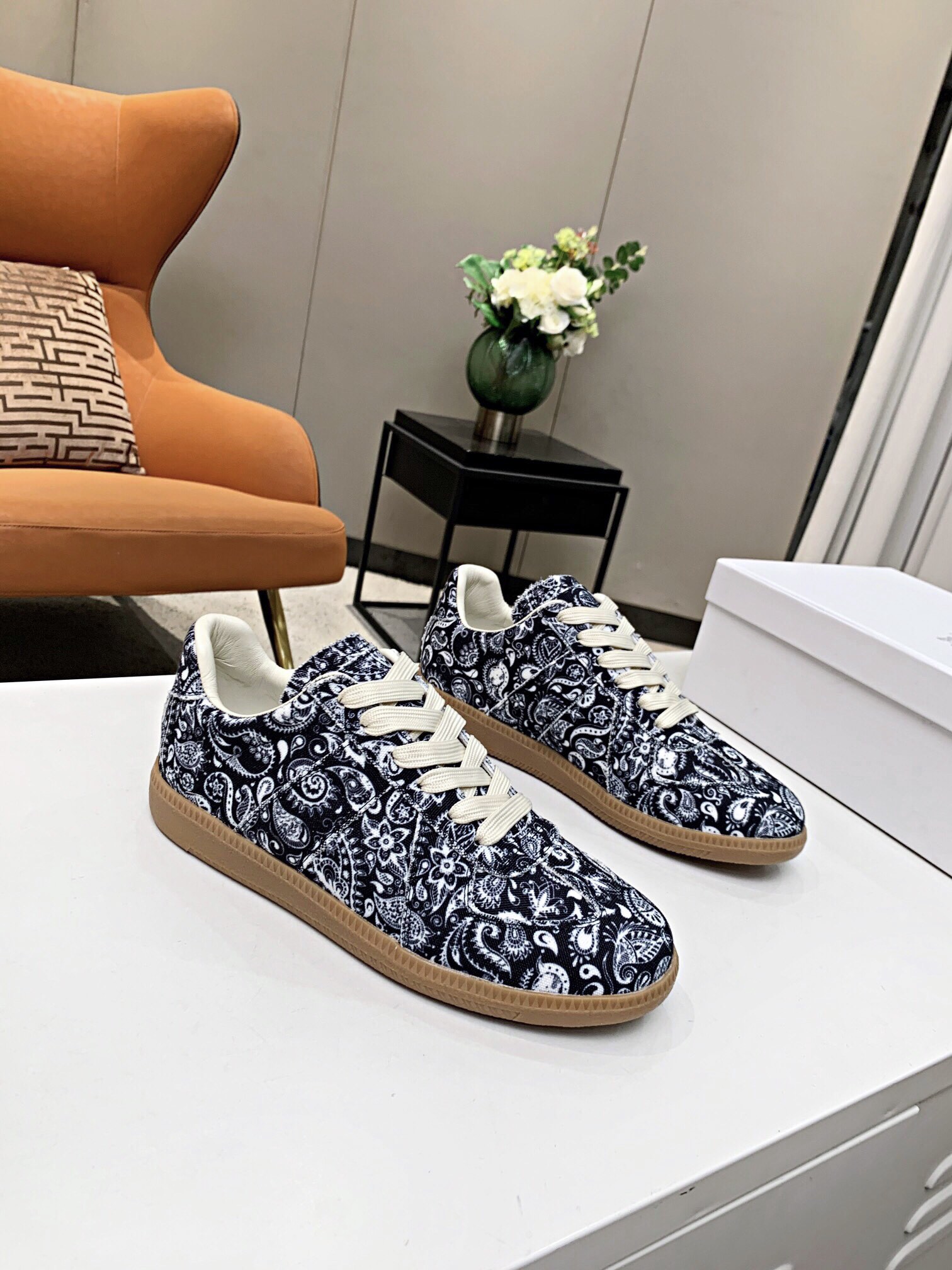 Maison Margiela MM6 Trainer Sneakers Black/White