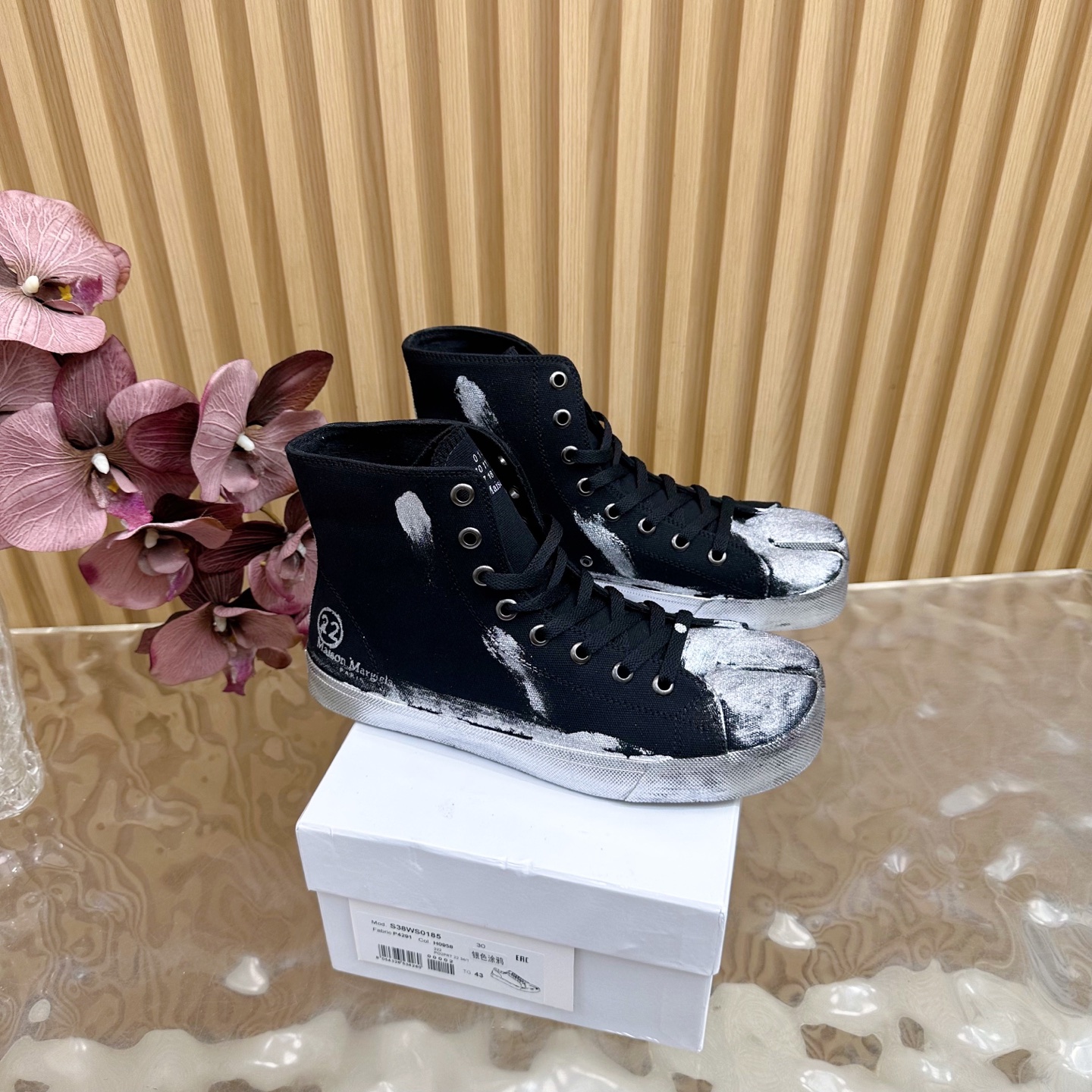 MM6 Maison Margiela Tabi Canvas High-Top Sneakers Black/Silver