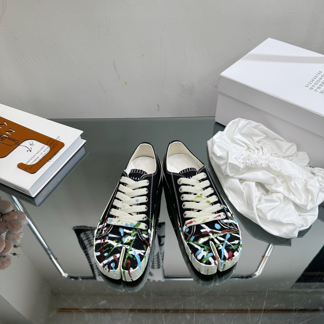 Maison Margiela MM6 Tabi Canvas Sneakers Multi-Color