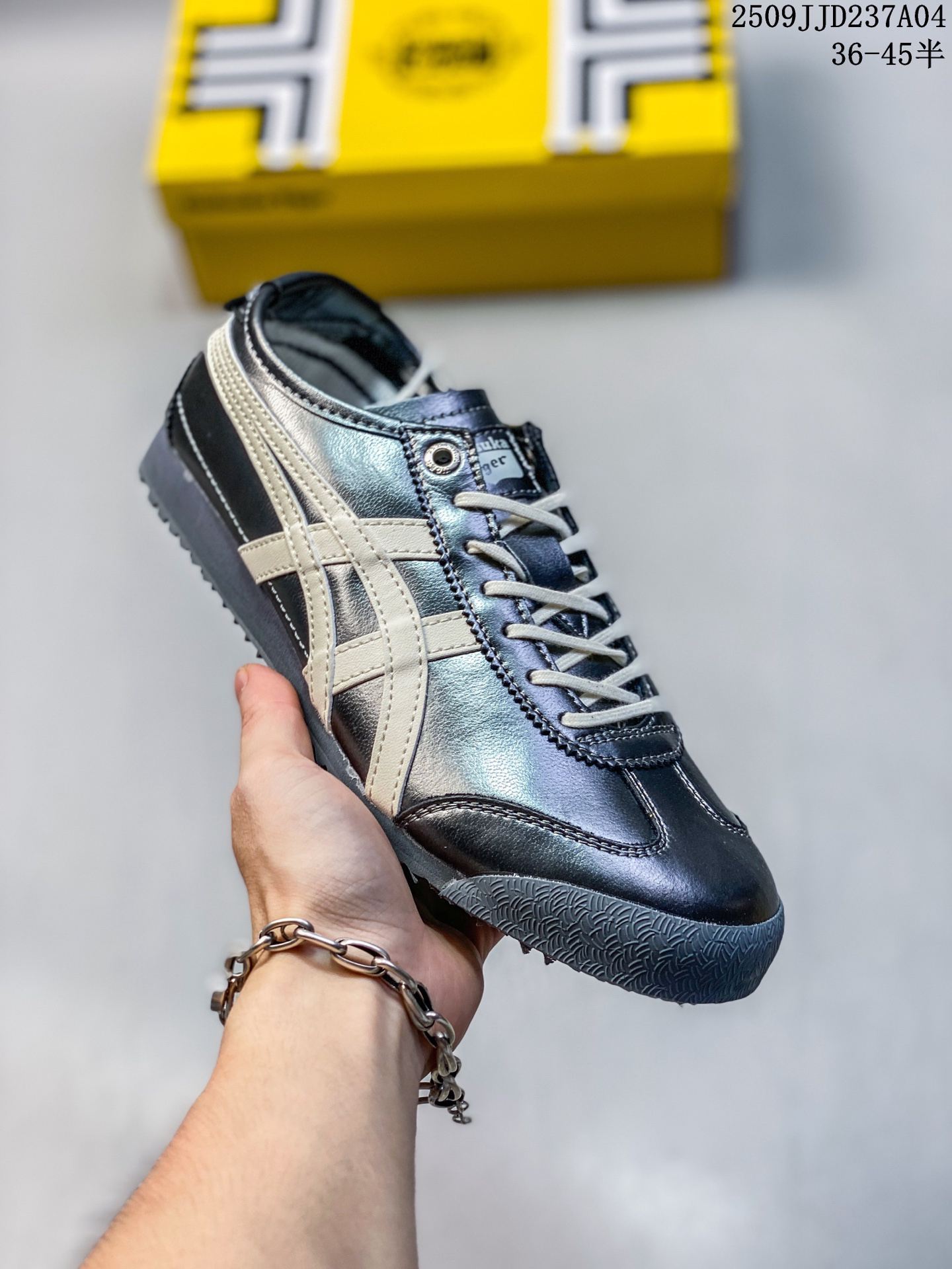 Onitsuka Tiger Mexico 66 Deluxe Black