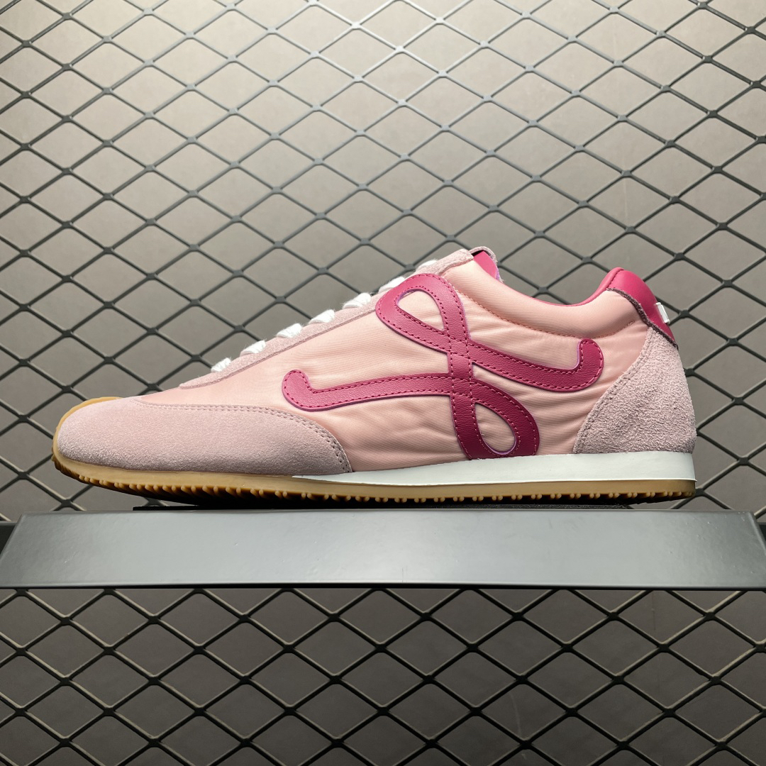 Loewe Ballet Runner Sneakers Pink