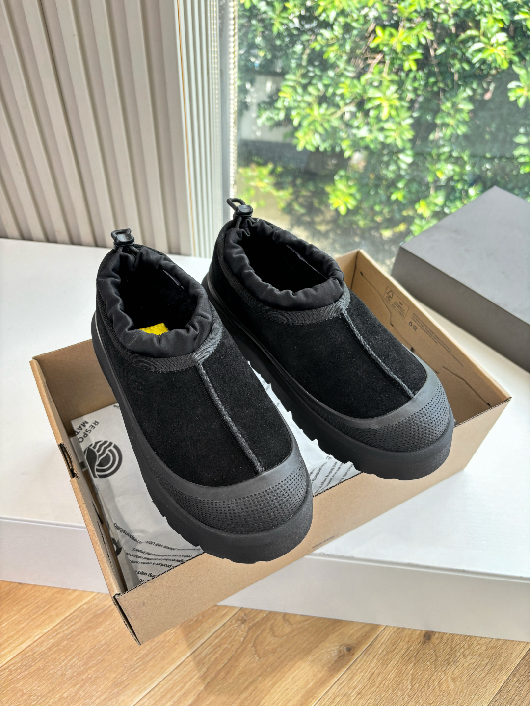 UGG Platform Suede Wool Slippers Black