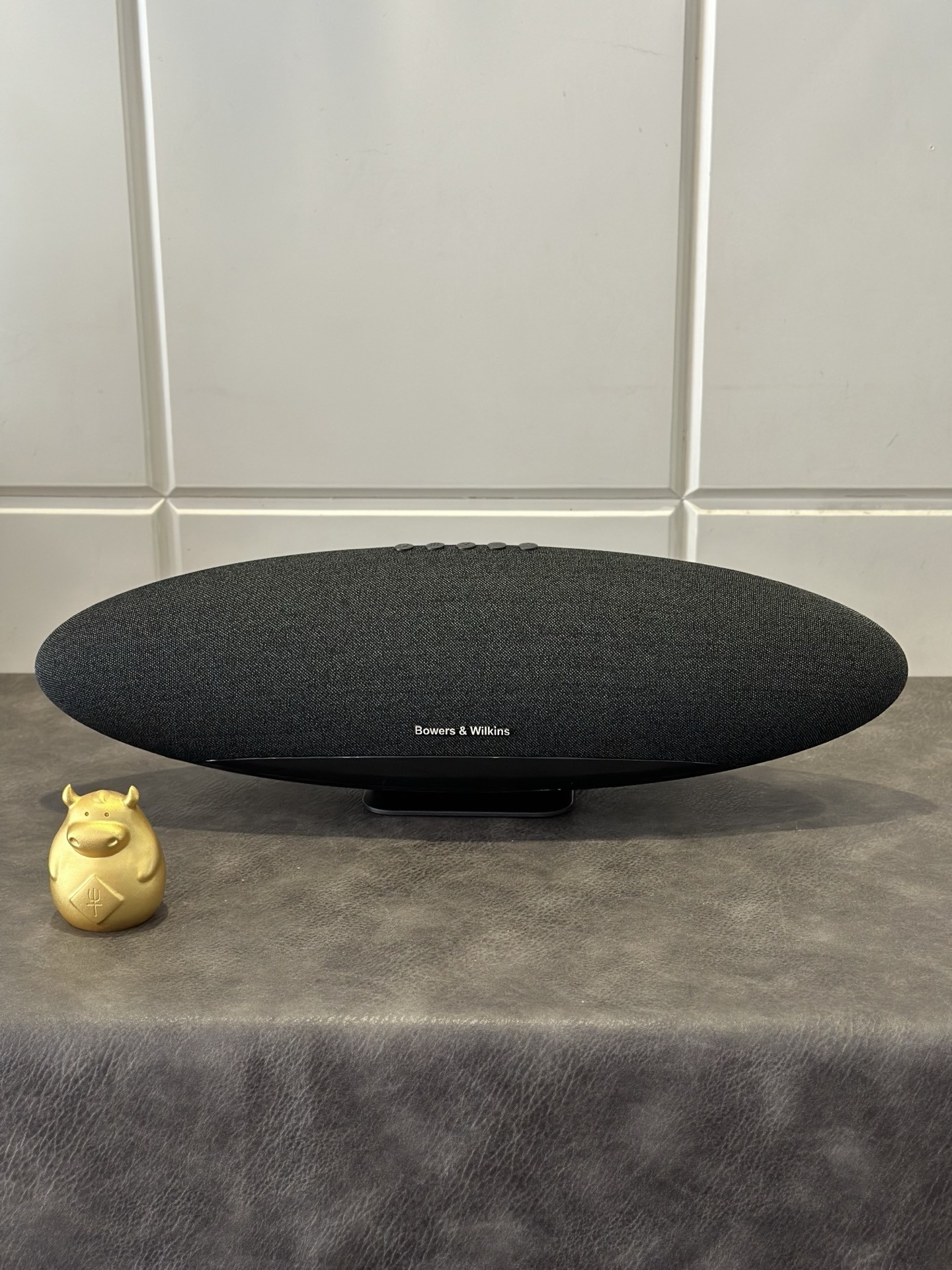 Bowers & Wilkins Zeppelin RGB Speaker Black