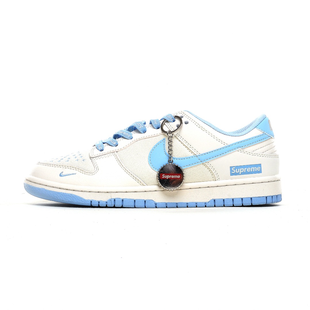 Nike SB Dunk Low x Supreme Canvas Light Blue