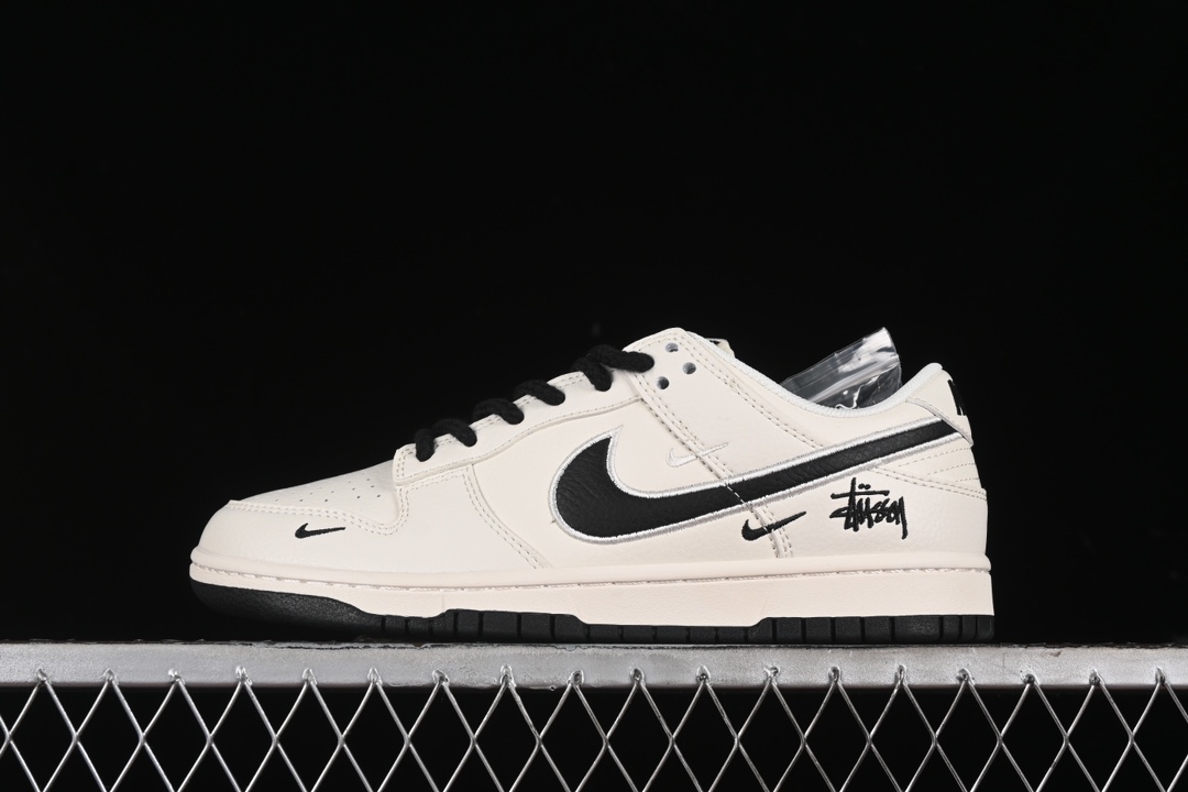 Nike SB Dunk Low Stussy Collab Skate Shoes Off-White/Black