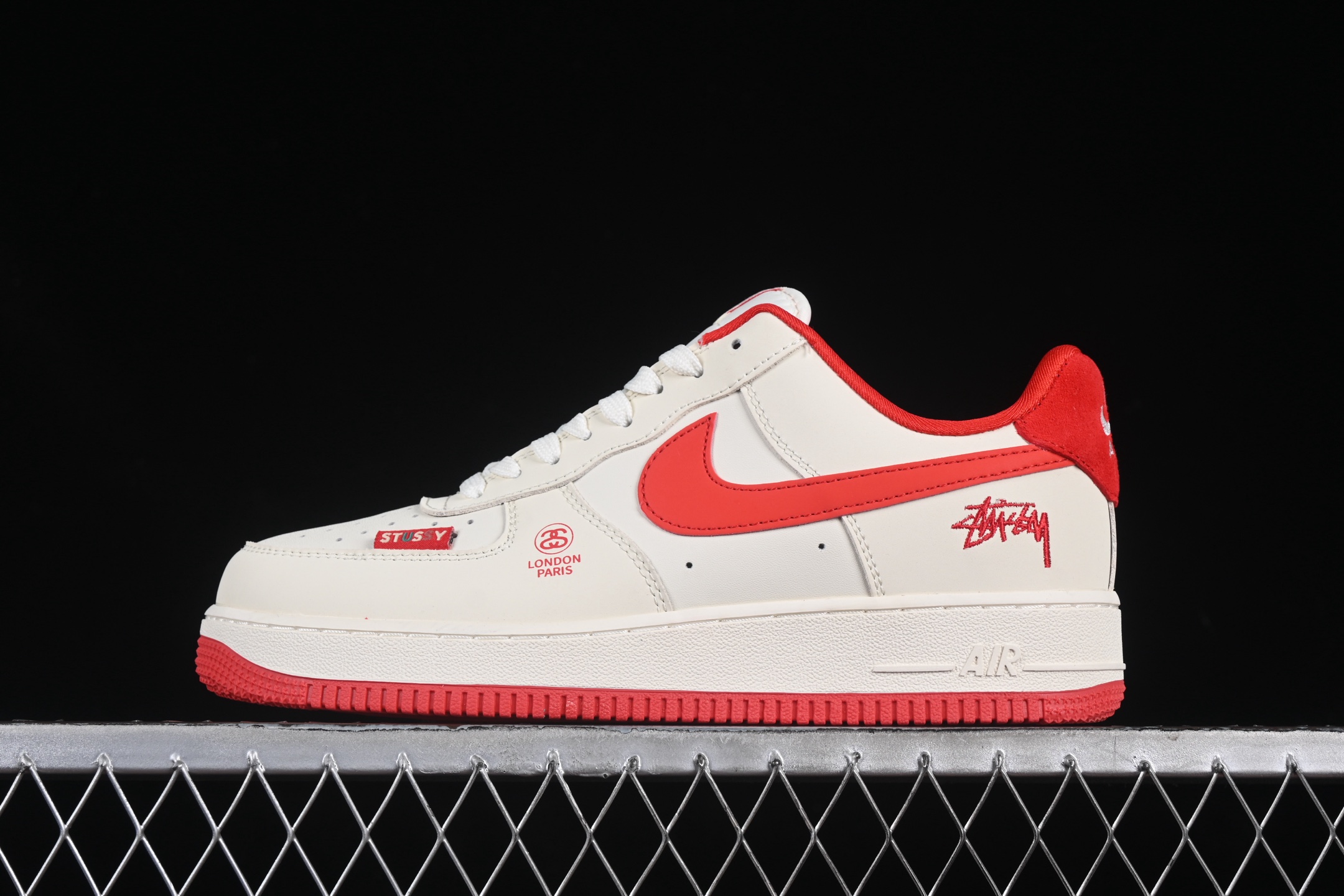 Nike Air Force 1 Low Stussy Collab Sail Red