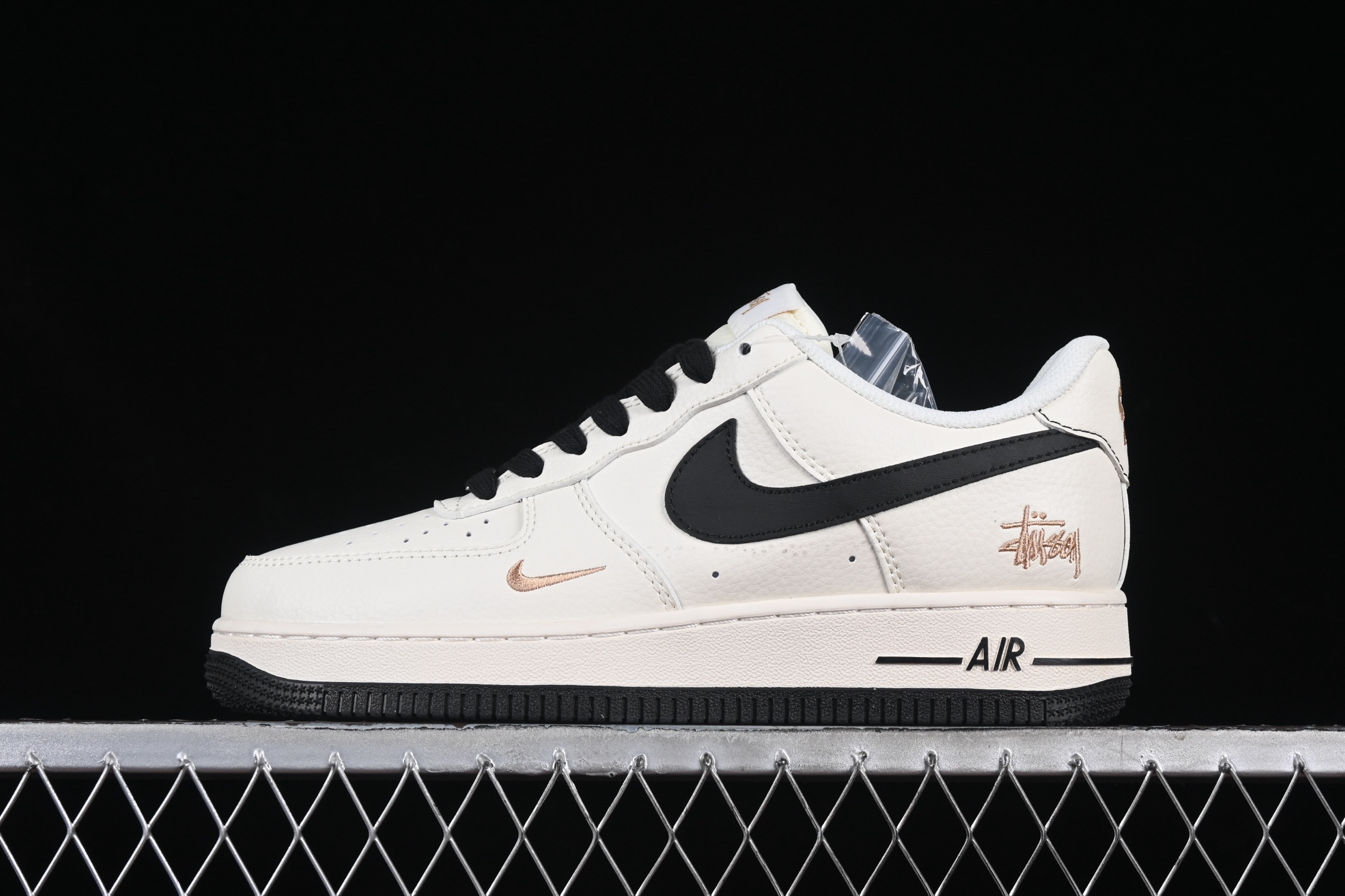 Nike Air Force 1 '07 Stussy Low Sneakers White/Black/Rose Gold