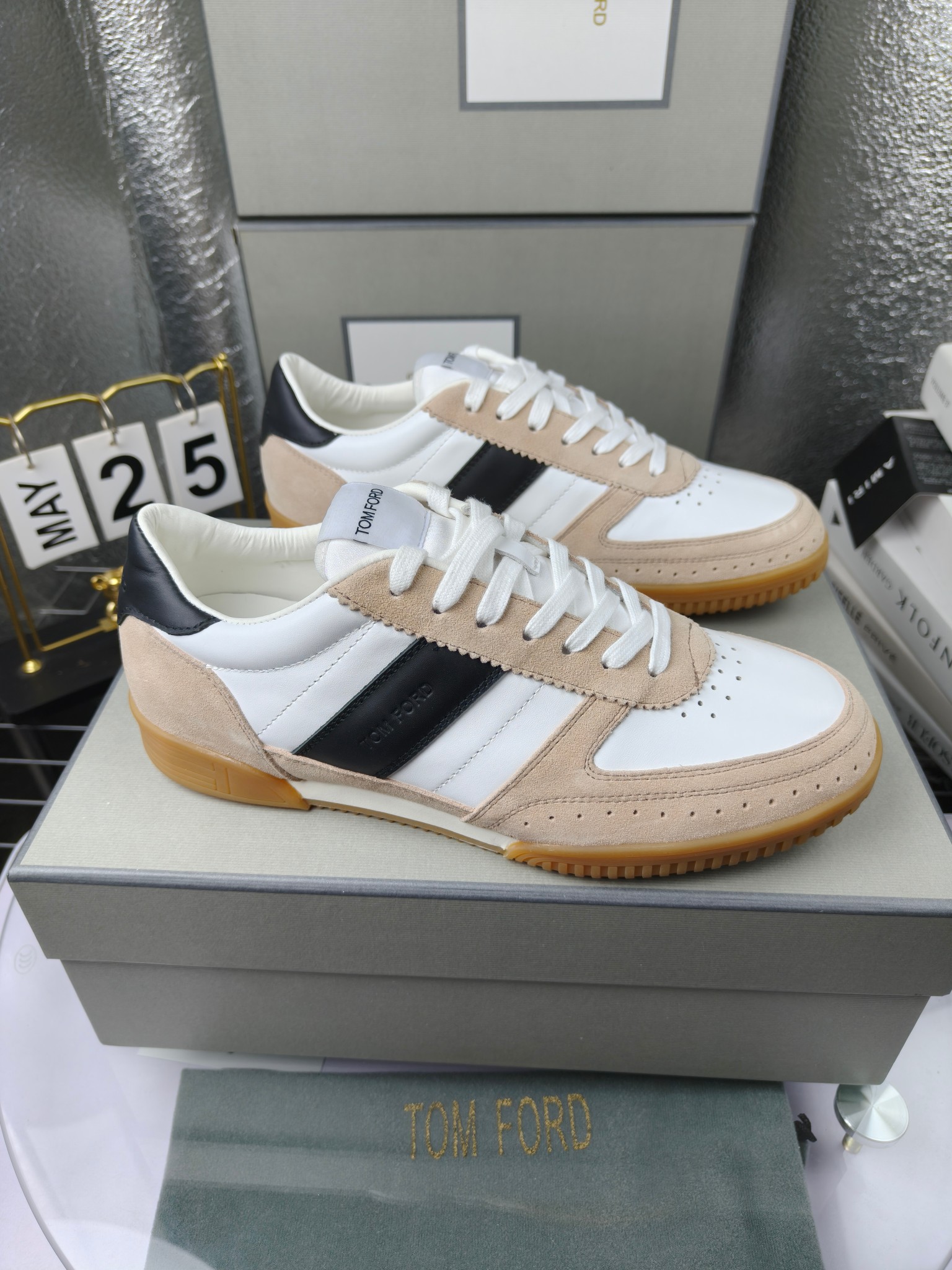 Tom Ford Couple Low-Top Sneakers White Beige Black
