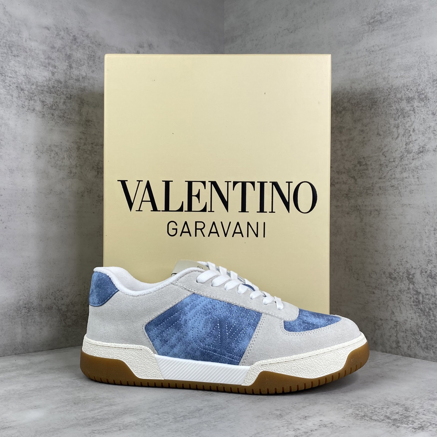 Valentino Joie de Jouer Platform Sneakers Blue