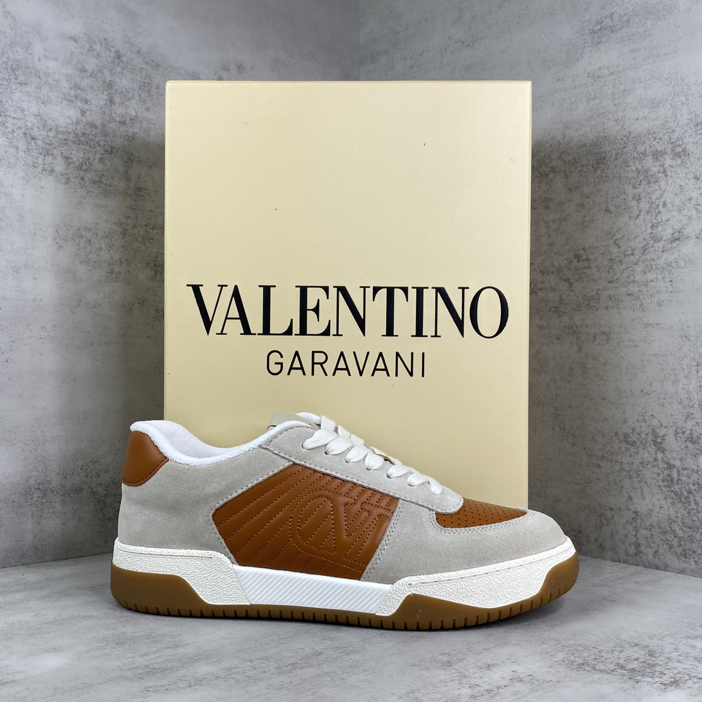 Valentino Joie de Jouer Platform Sneakers Brown