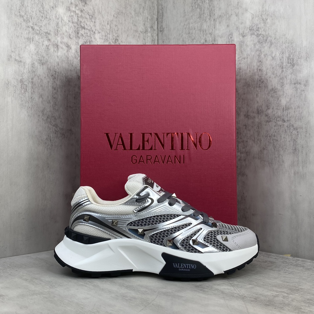 Valentino Garavani Totaloop V Sneakers Silver