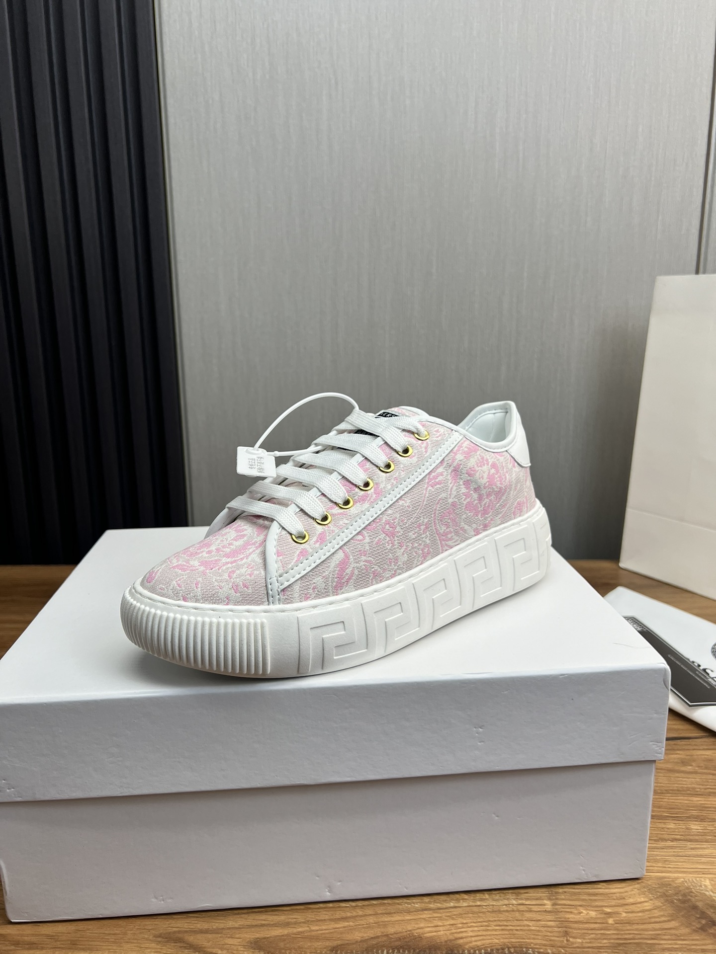 Versace Leather Low-Top Sneakers Pink