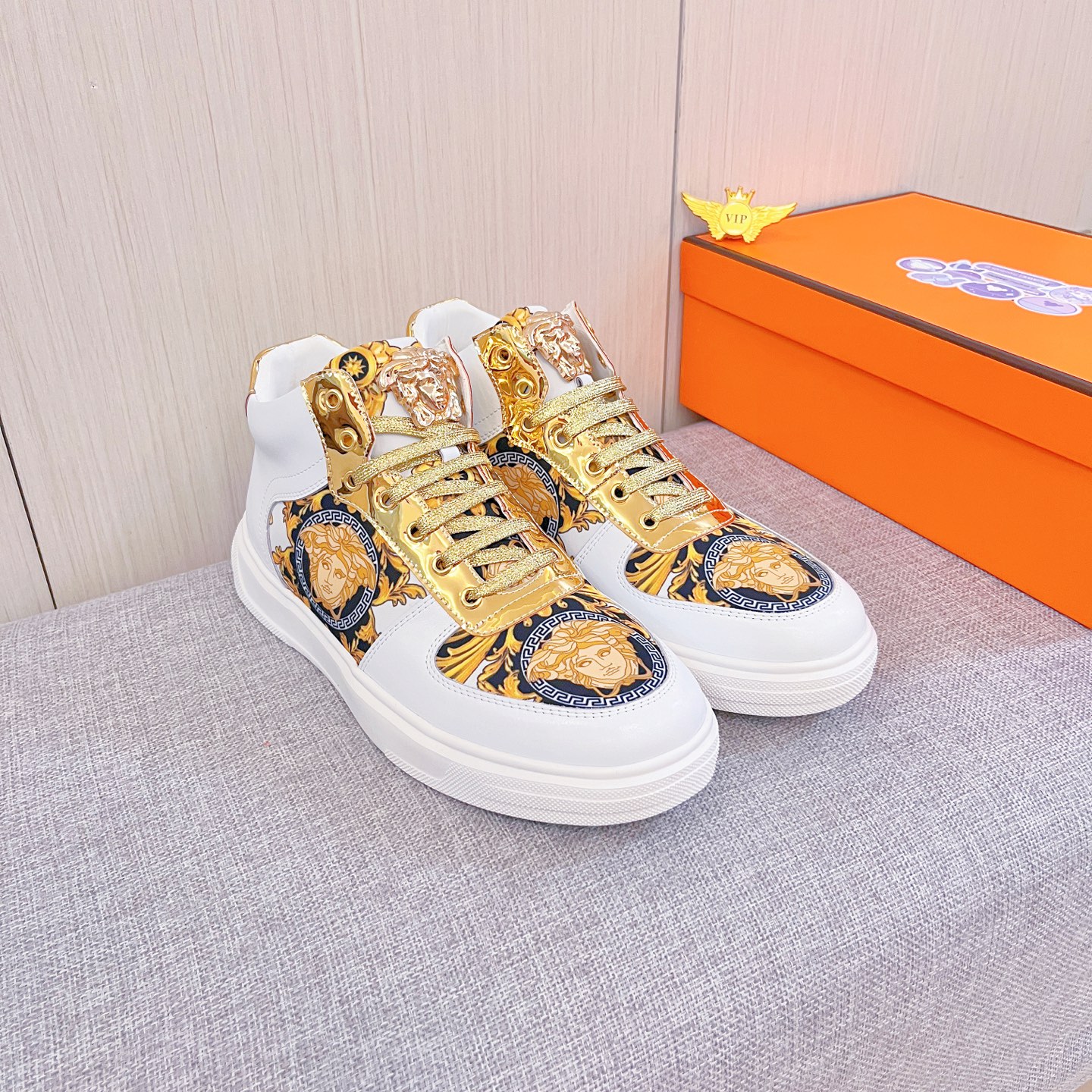 Versace Medusa High-Top Sneakers White/Gold