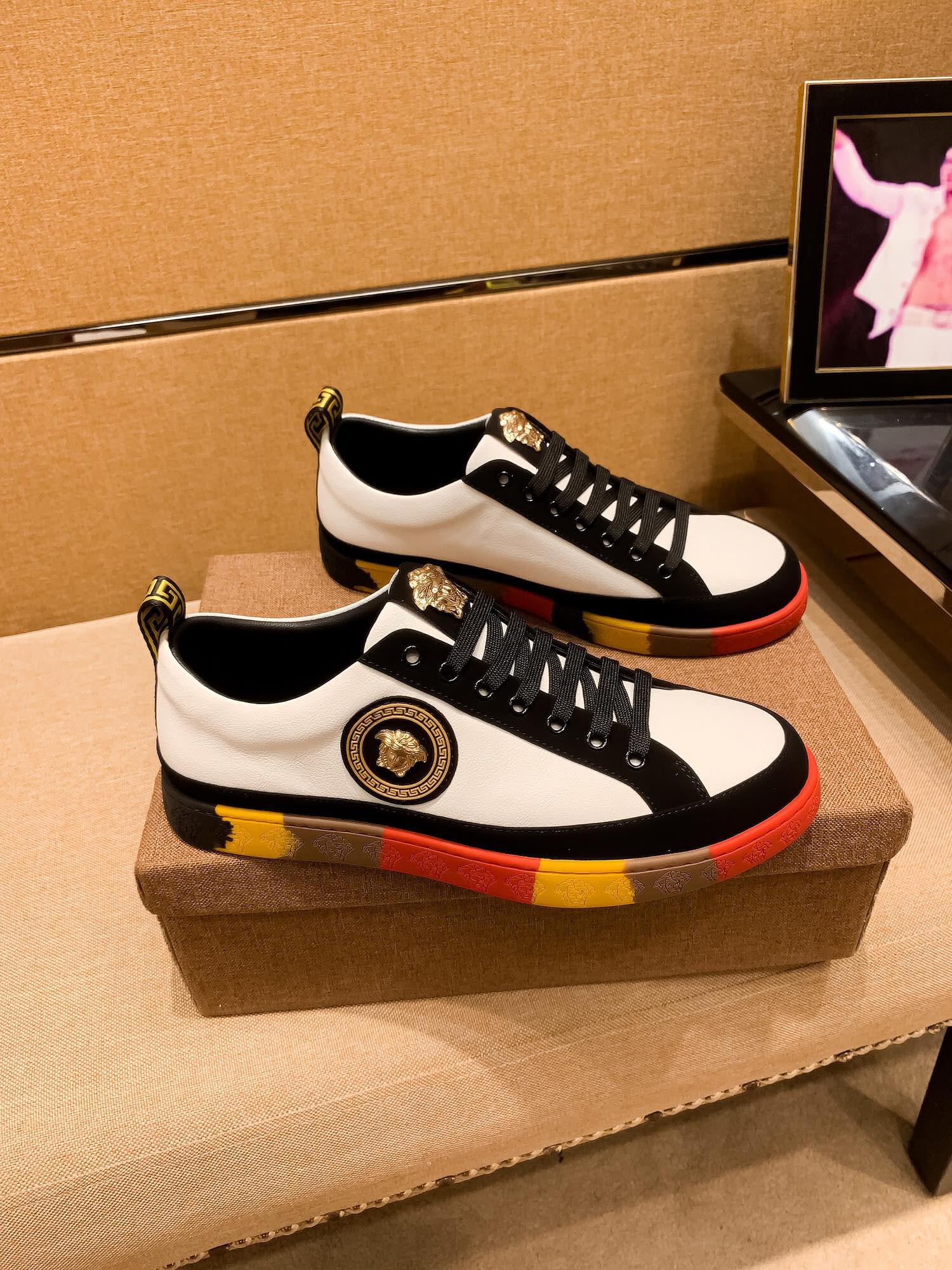 Versace Medusa Leather Low-Top Sneakers Black/White