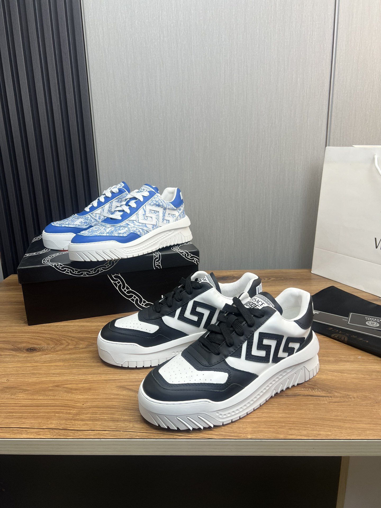 Versace Odissea Leather Low-Top Sneakers Black/White