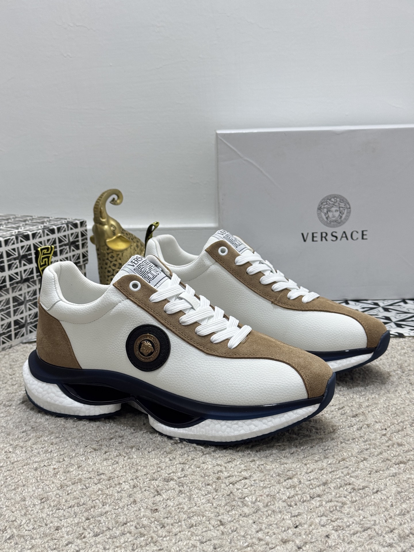 Versace Low-Top Sneakers White/Tan