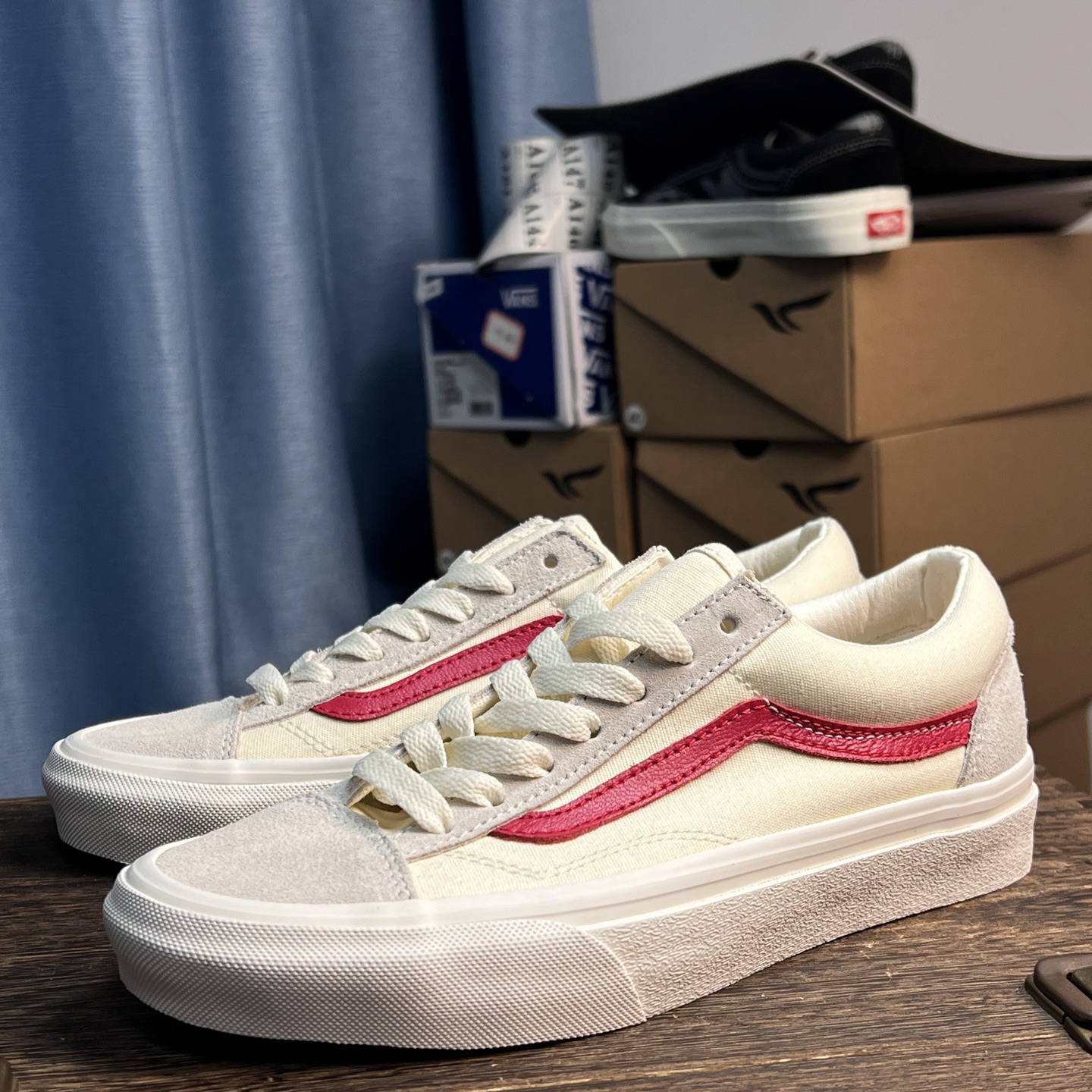 Vans Old Skool 36 Classic Skate Shoes Red/Off-White