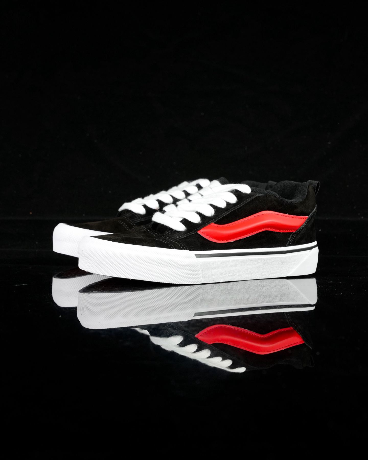 Vans Knu Skool Chunky Skate Sneakers Black/Red