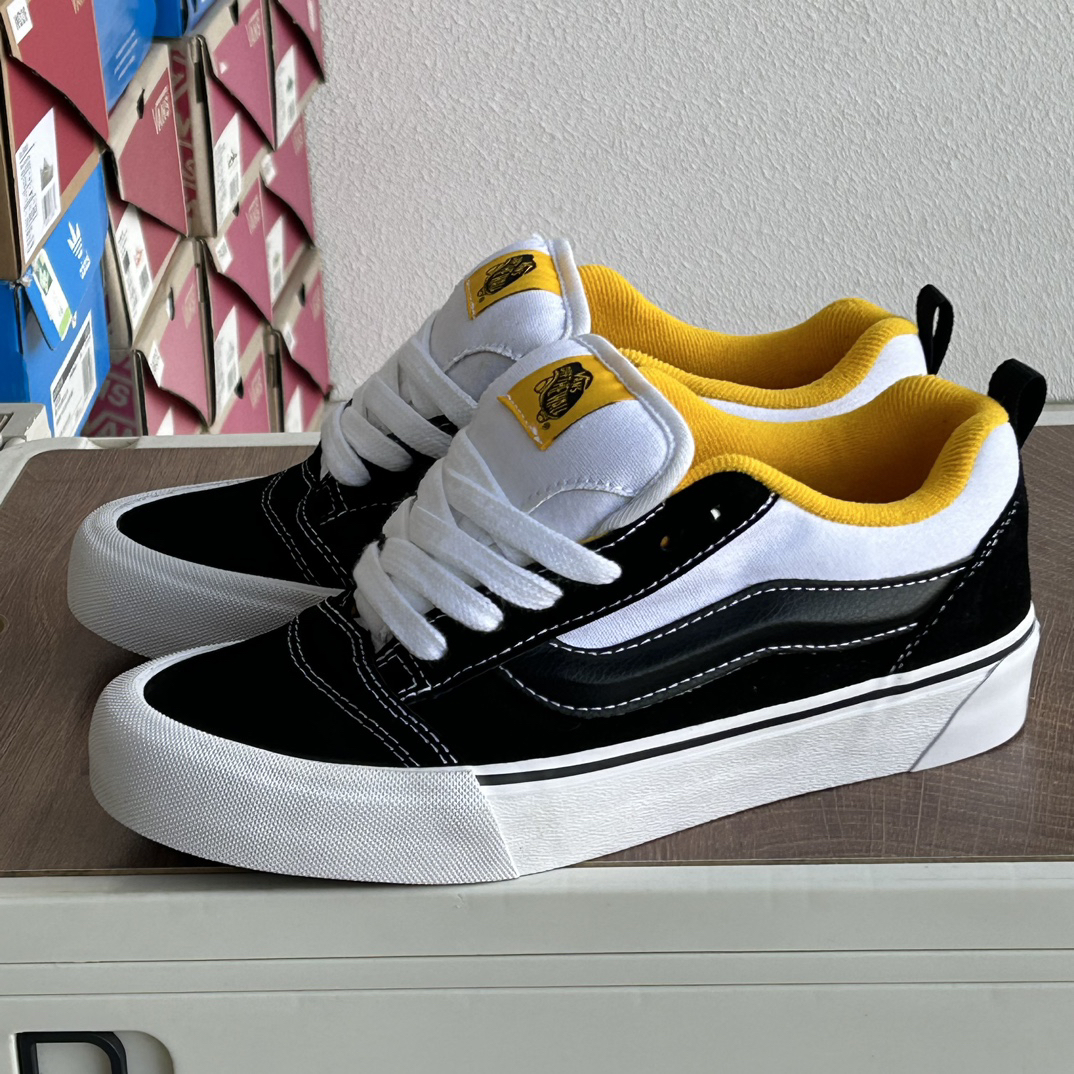 Vans Knu Skool Low-Top Skate Sneakers Black/White/Yellow