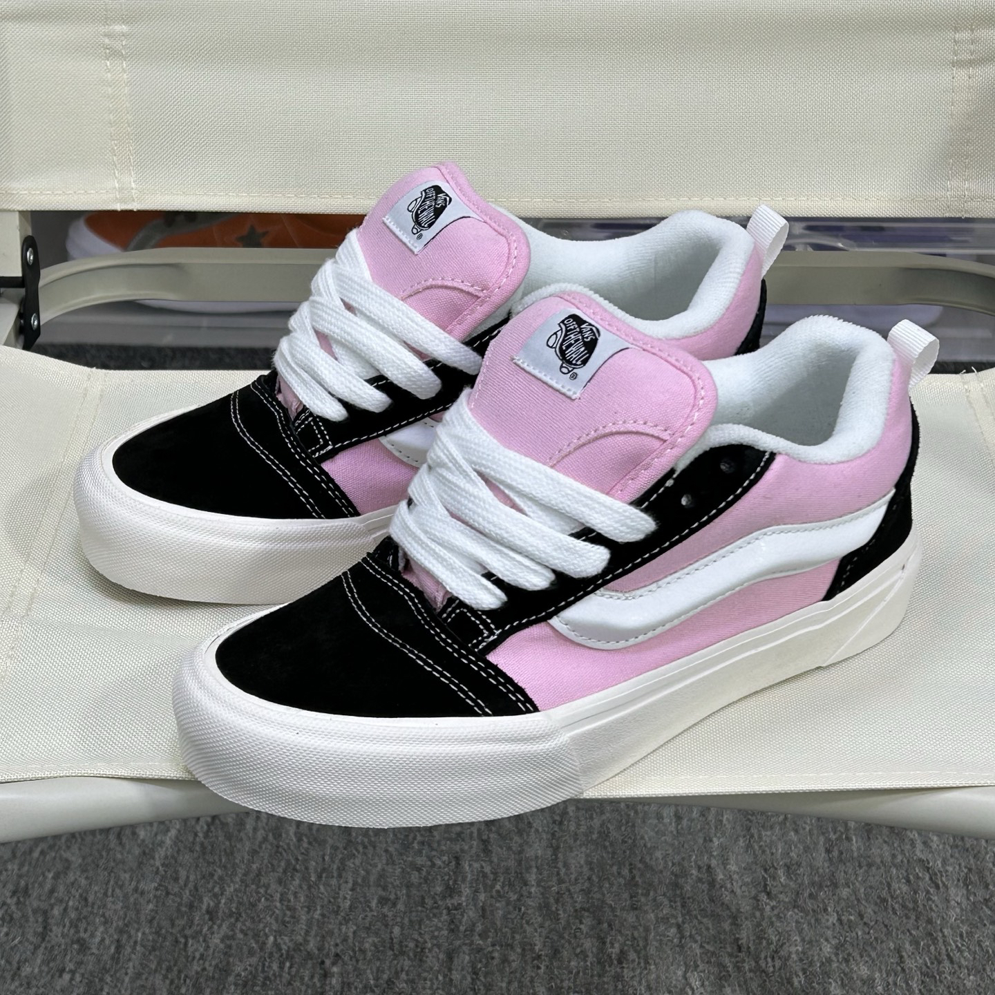 Vans Knu Skool Low-Top Skate Shoes Pink/Black/White