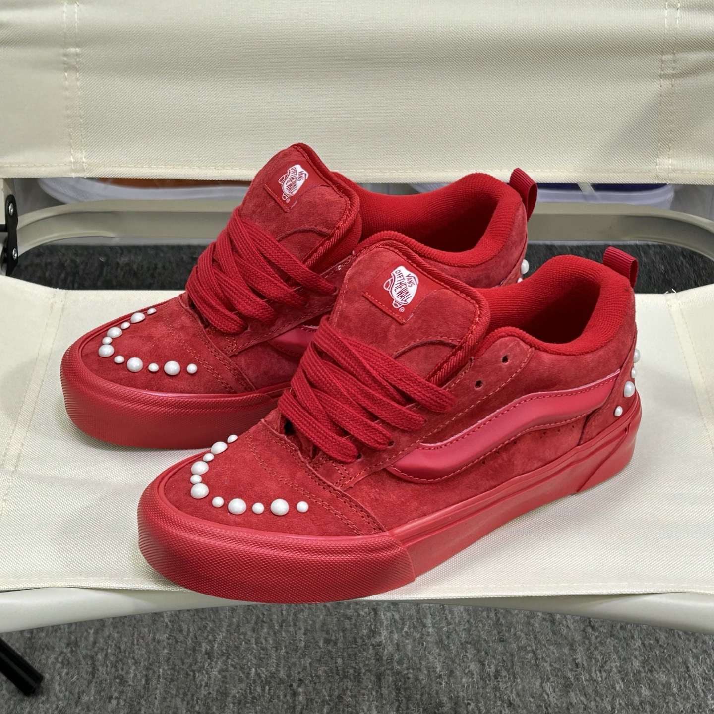Vans Knu Skool Pearl Stud Low-Top Sneakers Red