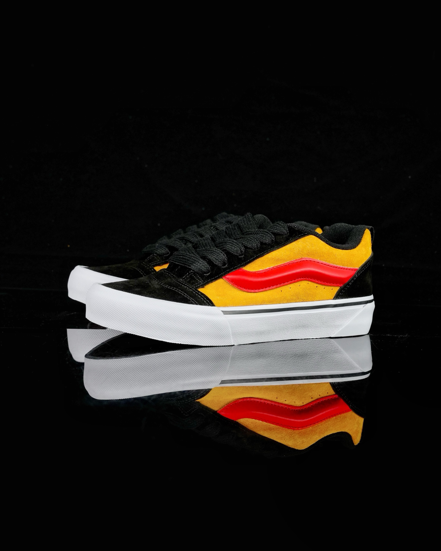 Vans Knu Skool Suede Skate Shoes Black/Yellow/Red