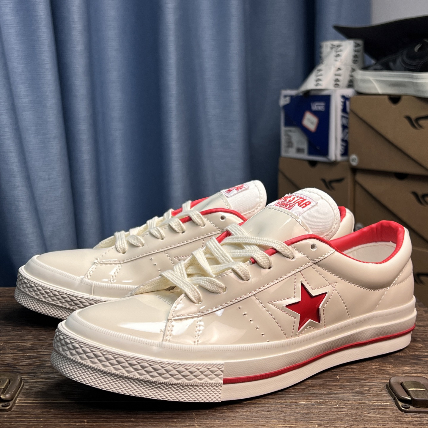 Converse One Star Patent Leather Low-Top White/Red