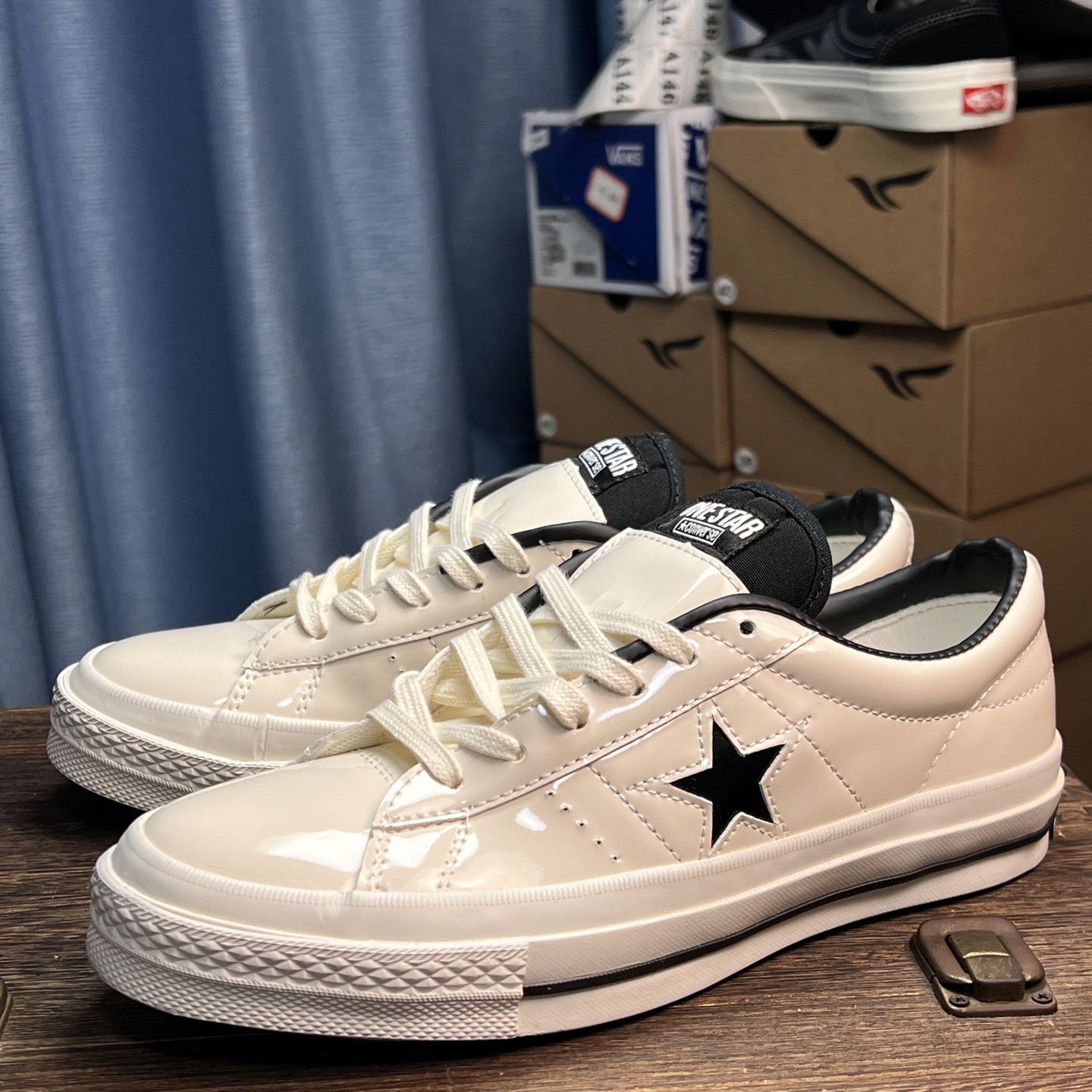 Converse One Star Patent Low-Top Sneakers Black/White