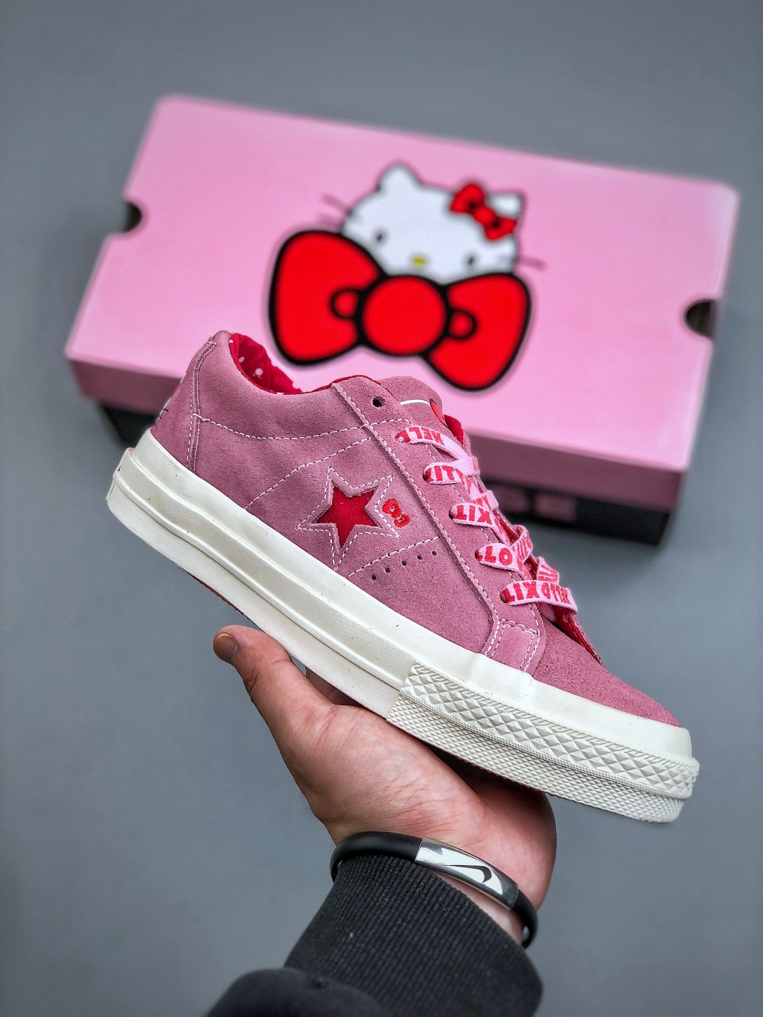Converse x Hello Kitty One Star Suede Low Prism Pink