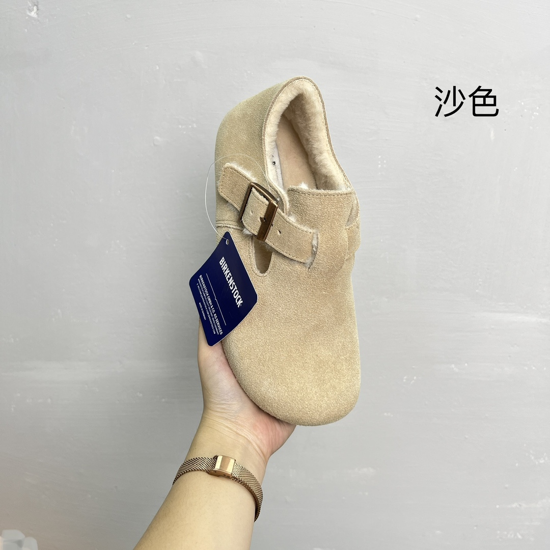 Birkenstock Fleece Lined Clogs Sand