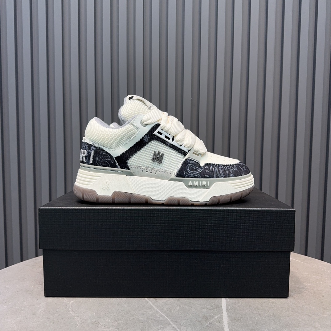 AMIRI Low-Top Sneakers White/Black