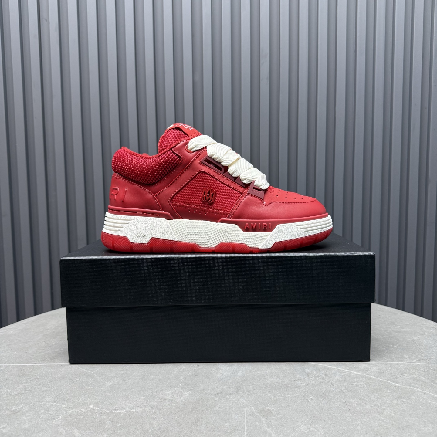 AMIRI Low-Top Sneakers Red