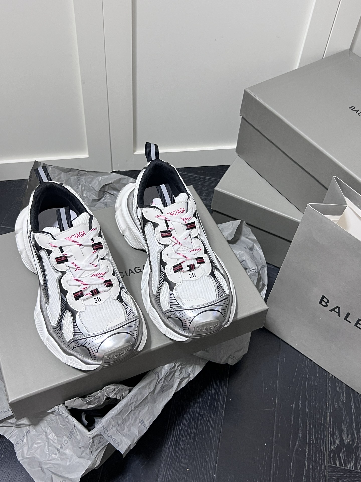 Balenciaga Chunky Dad Sneakers White/Silver