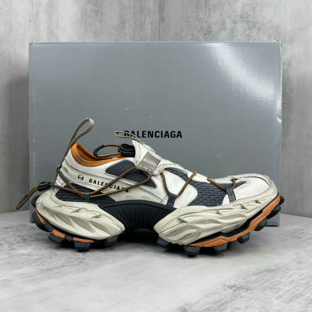 Balenciaga 15th Track Sneaker White/Orange