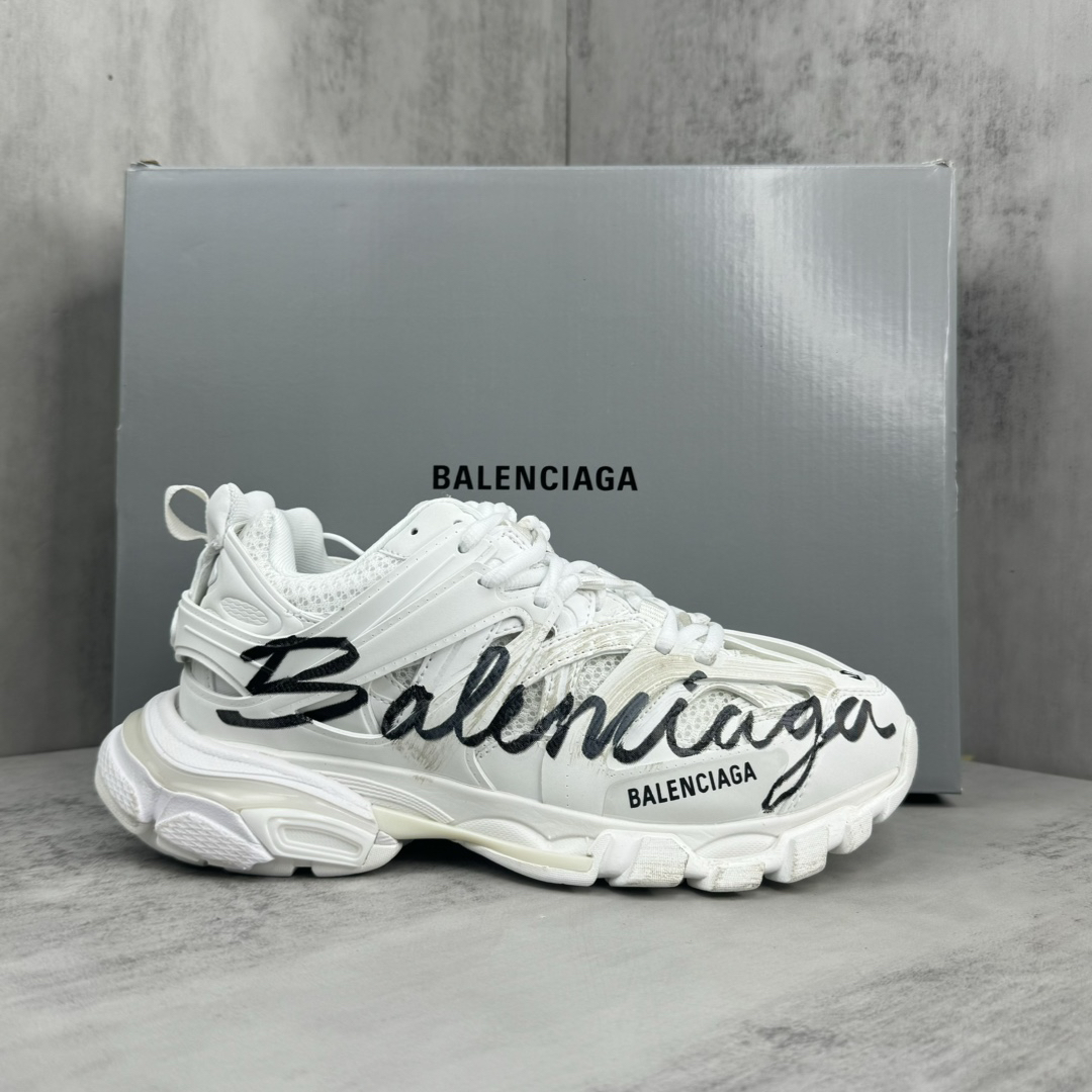 Balenciaga Runner Graffiti Sneakers White