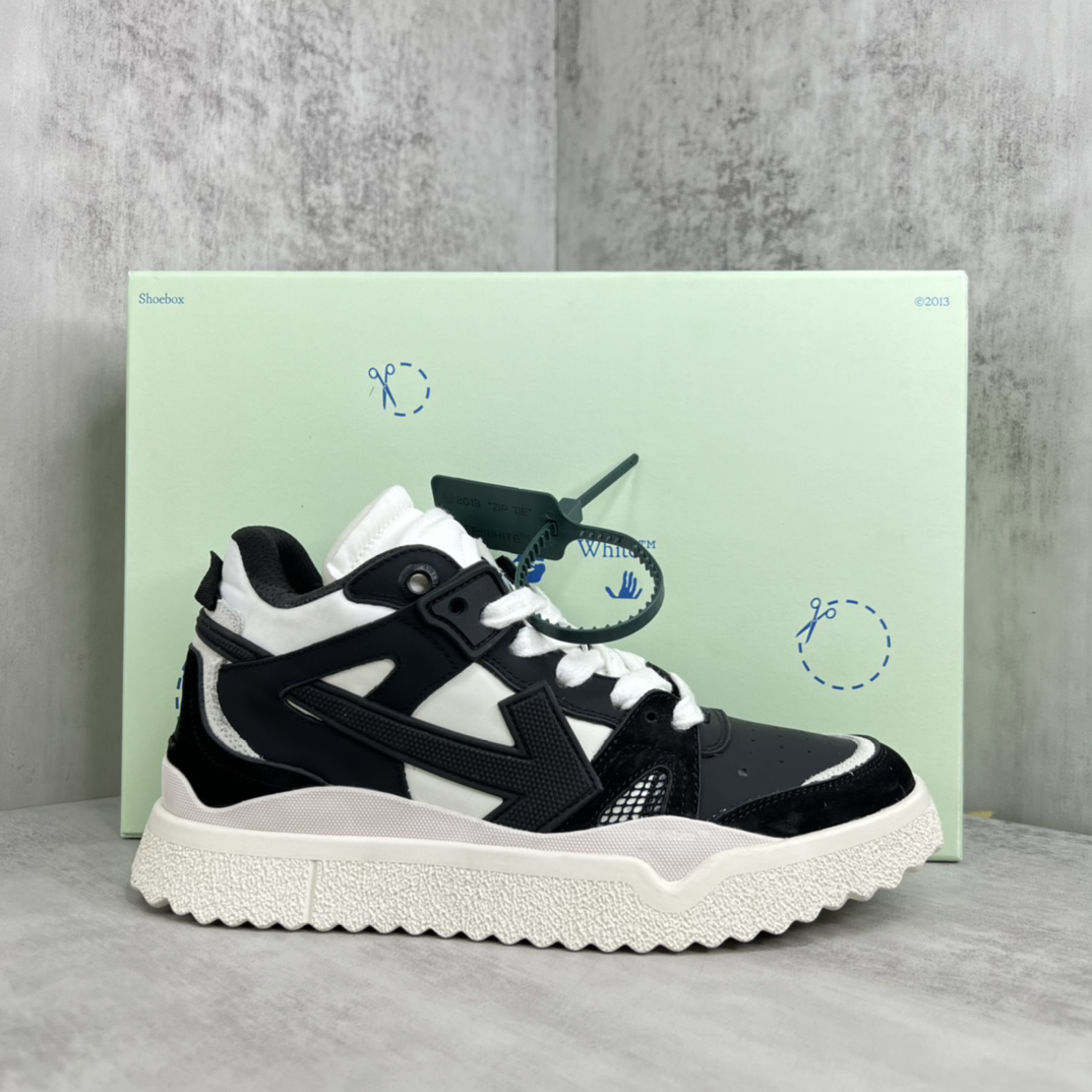 Off-White Arrow Chunky Sneakers Black/White