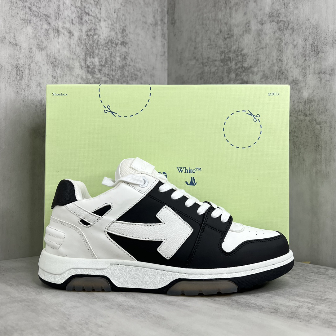 Off-White Low-Top Arrow Sneakers Black/White