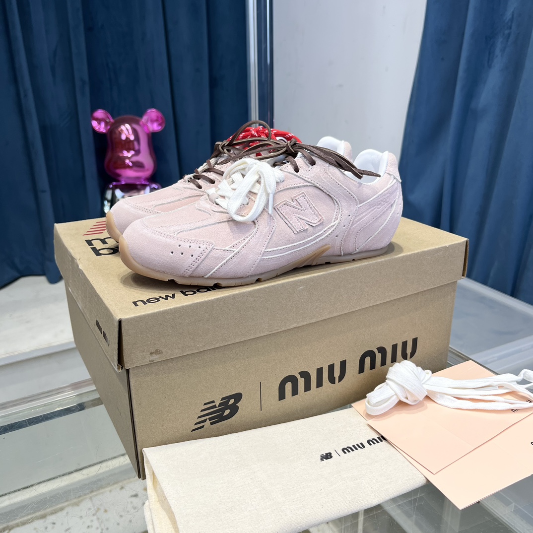 Miu Miu x New Balance 530 Suede Sneakers Pink
