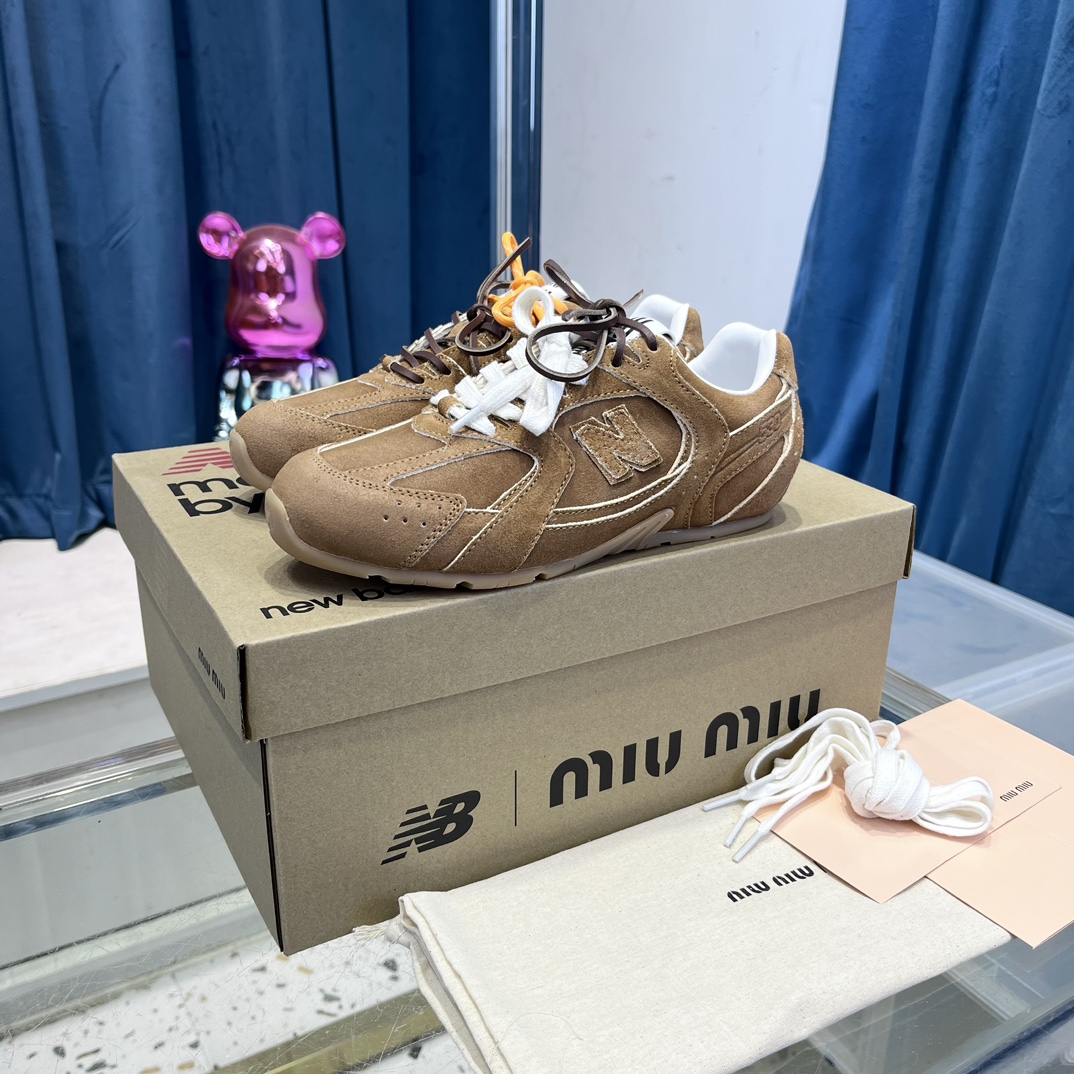 Miu Miu x New Balance 530 Sneakers Brown