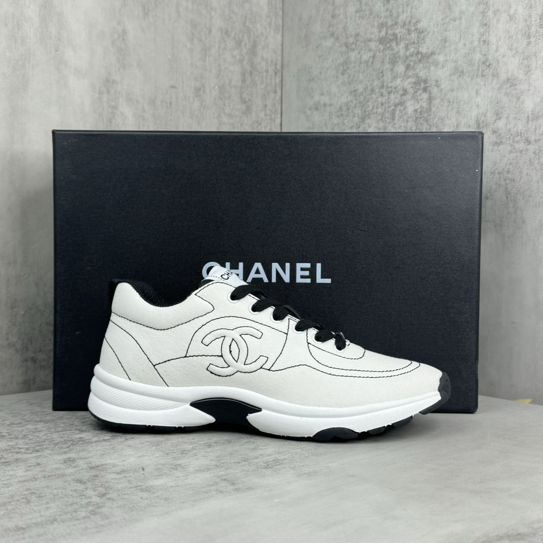 Chanel 24SS Panda Sneakers Black White