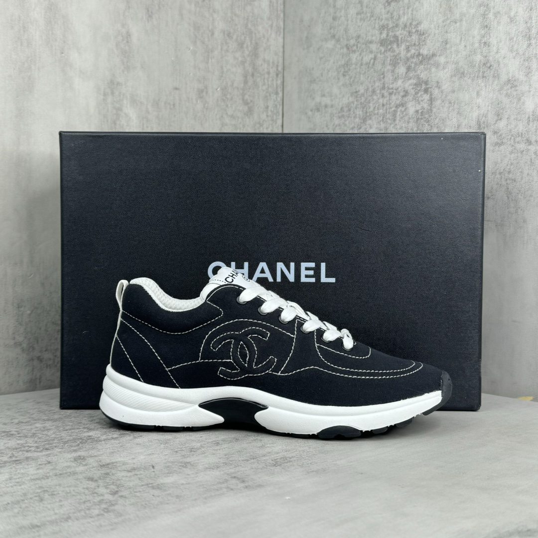 Chanel Panda Runner Sneakers Black/White