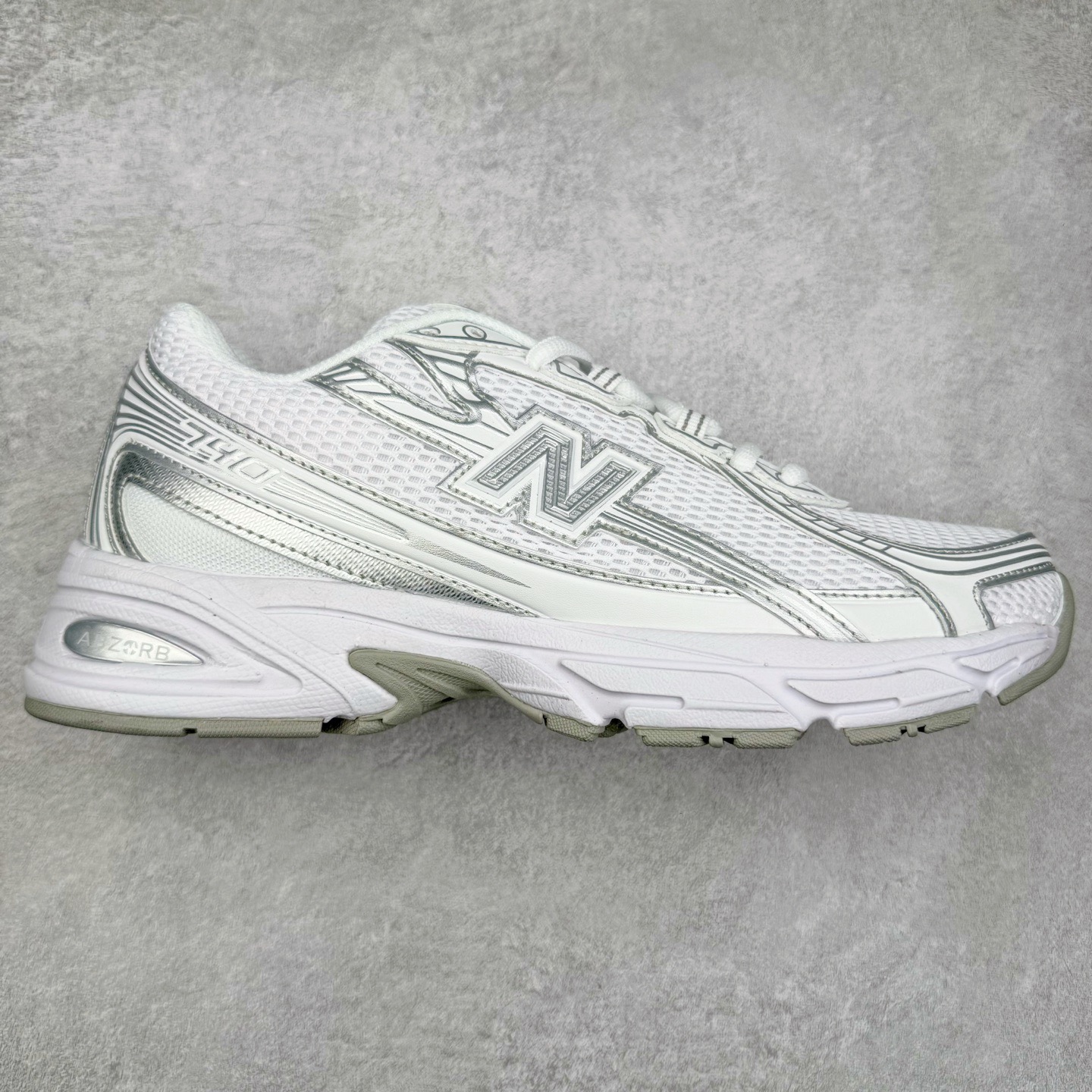 New Balance MR740 Retro Dad Sneaker Gray